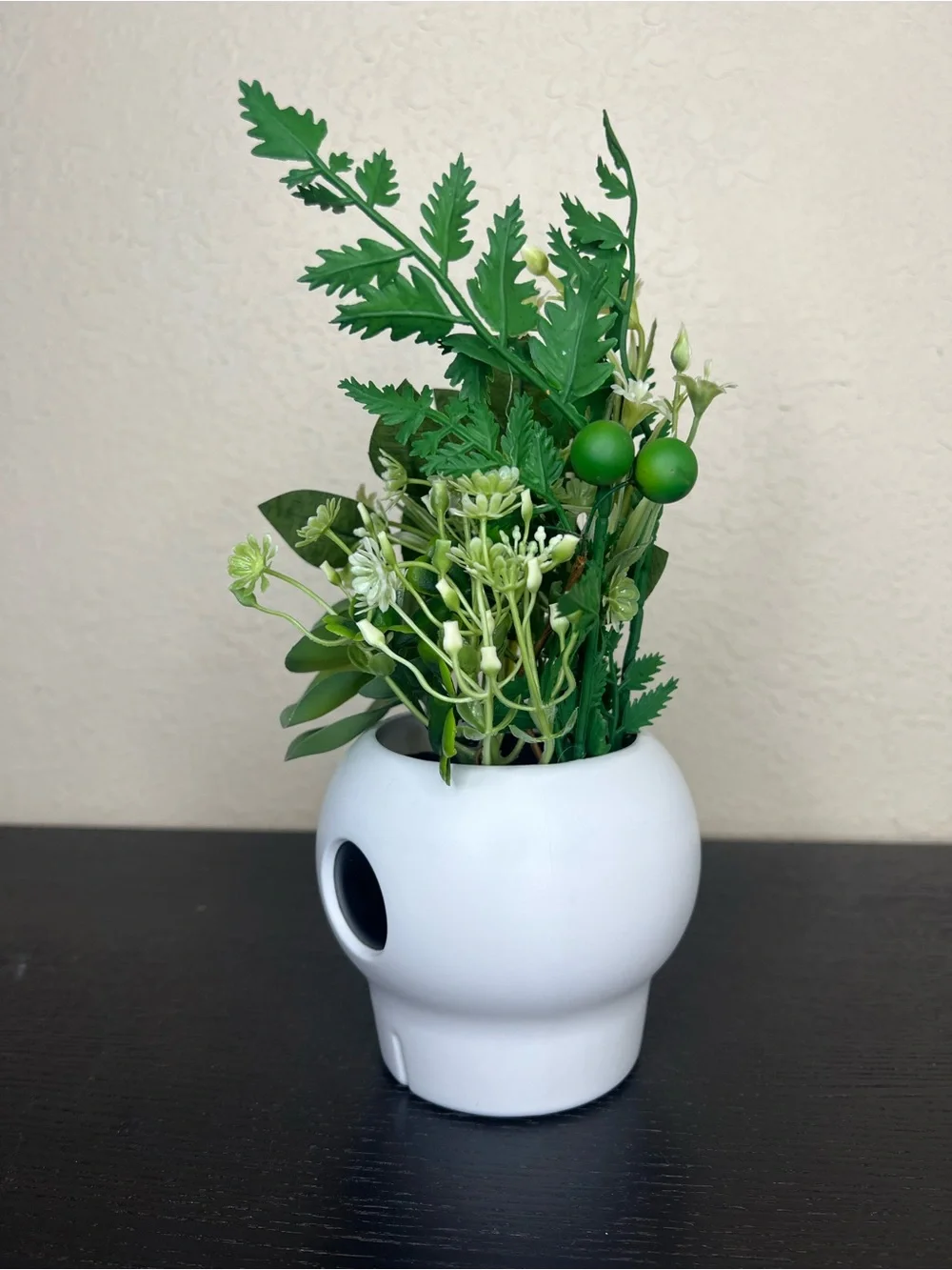 NEW Target Bullseyes Playground Halloween Potted Skull Faux Plant